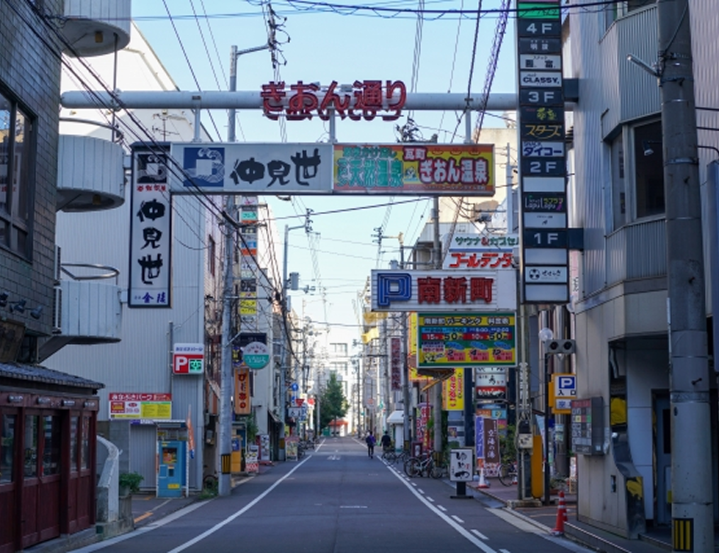 shopping street picture