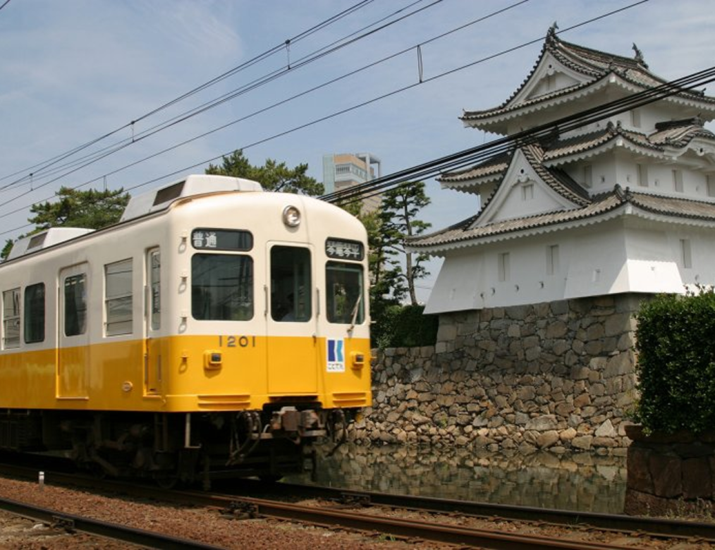 Kotohira train